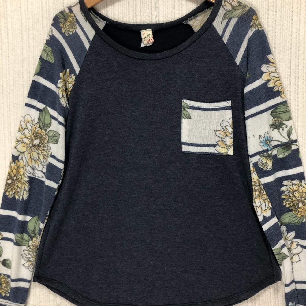 7th Ray Raglan Sleeve Floral Print Pocket T Shirt Top Womens Size Medium